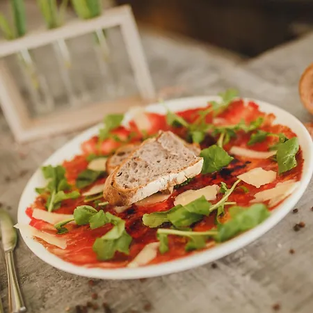 Appartement Garden View Two Bedroom In Caesar & Spa, Long *