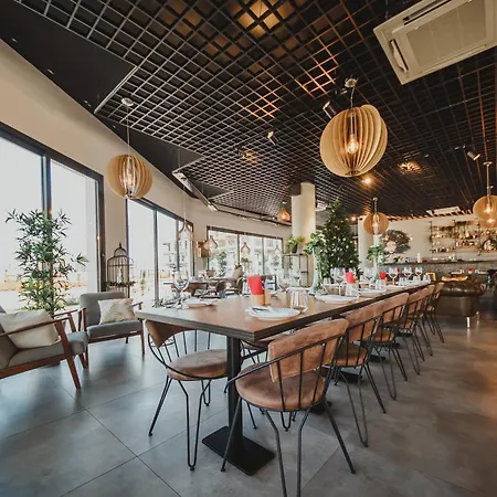 Garden View Two Bedroom In Caesar & Spa, Long Appartement Perivolia tou Trikomou