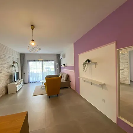 Garden View Two Bedroom In Caesar & Spa, Long Perivolia tou Trikomou