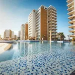 Garden View Two Bedroom In Caesar & Spa, Long