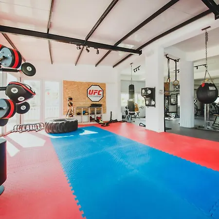 Garden View Two Bedroom In Caesar Resort&spa, Long