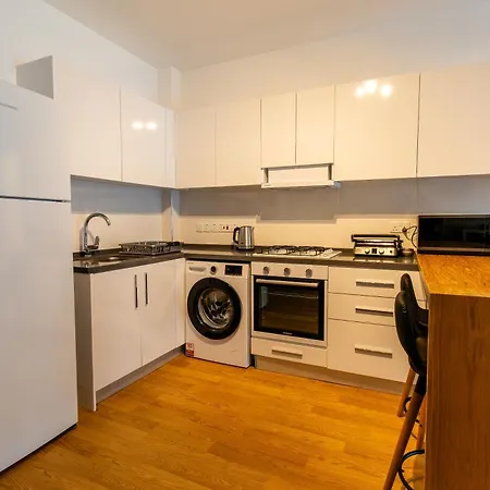Garden View Two Bedroom In Caesar & Spa, Long * Perivolia tou Trikomou