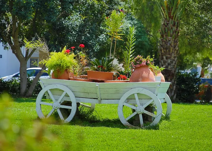 Daire Garden View Two Bedroom In Caesar & Spa, Long Perivolia tou Trikomou