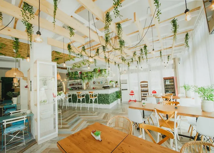 Garden View Two Bedroom In Caesar & Spa, Long Perivolia tou Trikomou