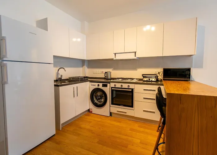 Garden View Two Bedroom In Caesar & Spa, Long * Perivolia tou Trikomou